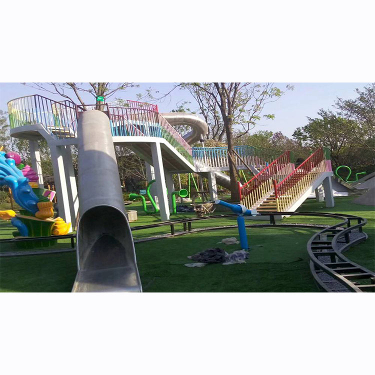 大型屋外ステンレス製ウォータースライダー、庭園・学校の遊具、 - Kids Outdoor Garden Toys のレビューと価格
