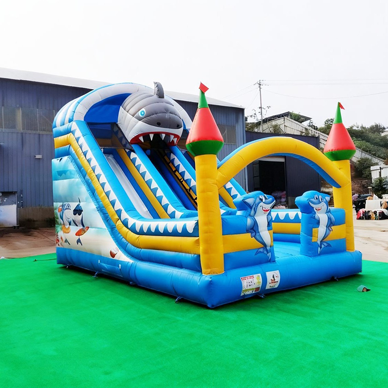レンタル可能な小型インフレータブル滑り台、屋外用厚手PVC製 - Kids Outdoor Playground のレビューと価格